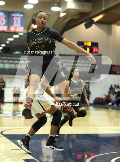 Thumbnail 1 in Bishop O'Dowd vs. Salesian College Preparatory (CIF NCS D3 Final) photogallery.