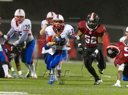 Thumbnail 2 in Aliquippa vs. Richland (PIAA Class AA Semifinal) photogallery.