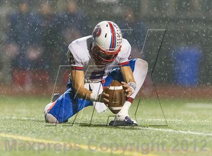 Thumbnail 2 in Aliquippa vs. Richland (PIAA Class AA Semifinal) photogallery.