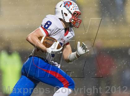 Thumbnail 1 in Aliquippa vs. Richland (PIAA Class AA Semifinal) photogallery.