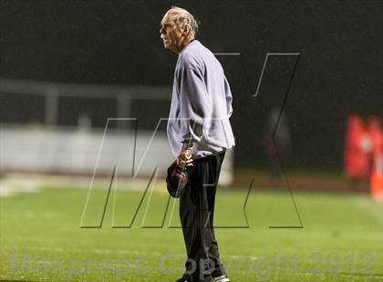 Thumbnail 2 in Aliquippa vs. Richland (PIAA Class AA Semifinal) photogallery.