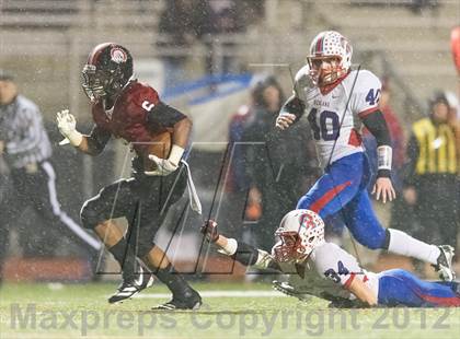Thumbnail 2 in Aliquippa vs. Richland (PIAA Class AA Semifinal) photogallery.