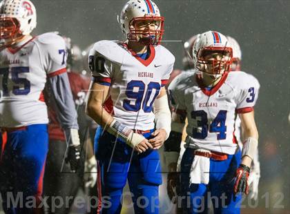 Thumbnail 2 in Aliquippa vs. Richland (PIAA Class AA Semifinal) photogallery.
