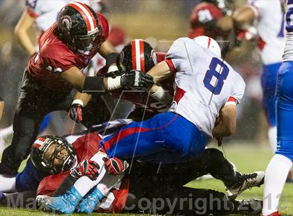 Thumbnail 1 in Aliquippa vs. Richland (PIAA Class AA Semifinal) photogallery.