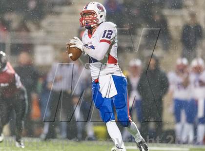 Thumbnail 2 in Aliquippa vs. Richland (PIAA Class AA Semifinal) photogallery.