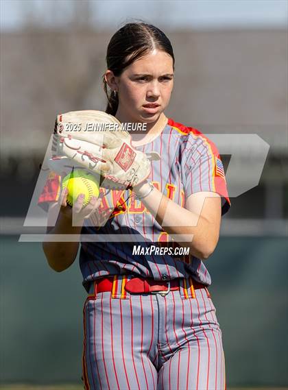 Thumbnail 2 in Turlock vs. Oakdale photogallery.