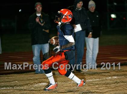 Thumbnail 3 in Hendersonville vs. Ridgeway (TSSAA 5A Semifinal) photogallery.