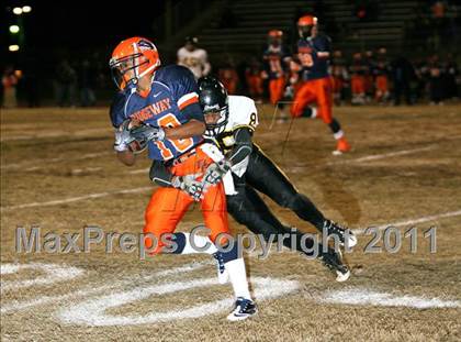 Thumbnail 1 in Hendersonville vs. Ridgeway (TSSAA 5A Semifinal) photogallery.