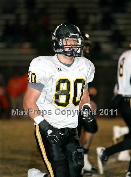 Thumbnail 2 in Hendersonville vs. Ridgeway (TSSAA 5A Semifinal) photogallery.