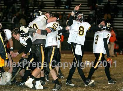Thumbnail 3 in Hendersonville vs. Ridgeway (TSSAA 5A Semifinal) photogallery.