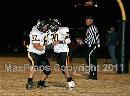 Thumbnail 3 in Hendersonville vs. Ridgeway (TSSAA 5A Semifinal) photogallery.