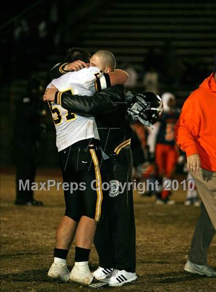 Thumbnail 3 in Hendersonville vs. Ridgeway (TSSAA 5A Semifinal) photogallery.