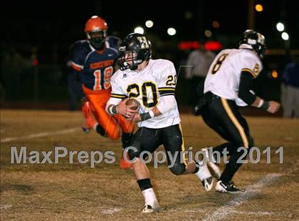 Thumbnail 3 in Hendersonville vs. Ridgeway (TSSAA 5A Semifinal) photogallery.