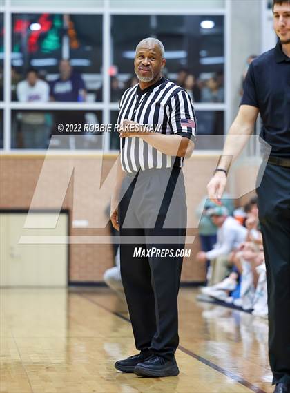 Thumbnail 2 in Kaufman vs. Canton (UIL 4A Region II BB Regional Quarterfinal Playoff) photogallery.