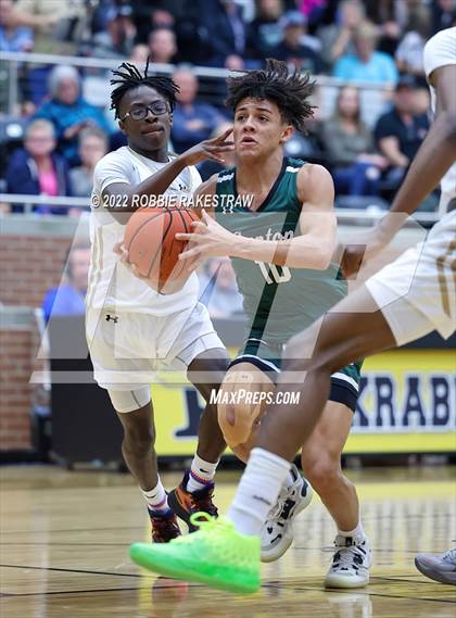 Thumbnail 2 in Kaufman vs. Canton (UIL 4A Region II BB Regional Quarterfinal Playoff) photogallery.