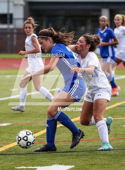 Thumbnail 1 in Trumbull @ Ludlowe photogallery.