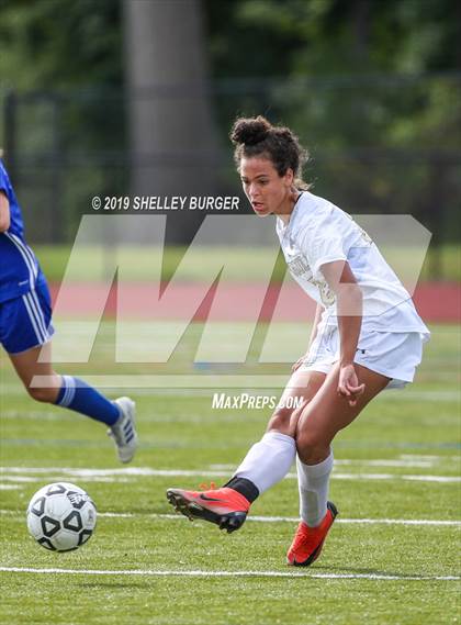 Thumbnail 1 in Trumbull @ Ludlowe photogallery.