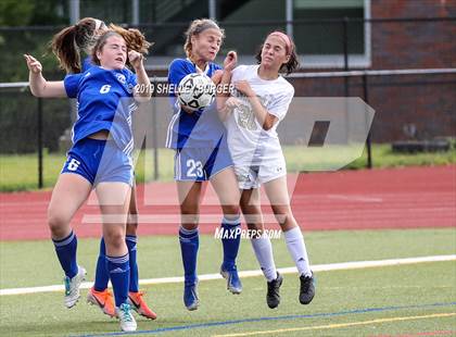 Thumbnail 3 in Trumbull @ Ludlowe photogallery.