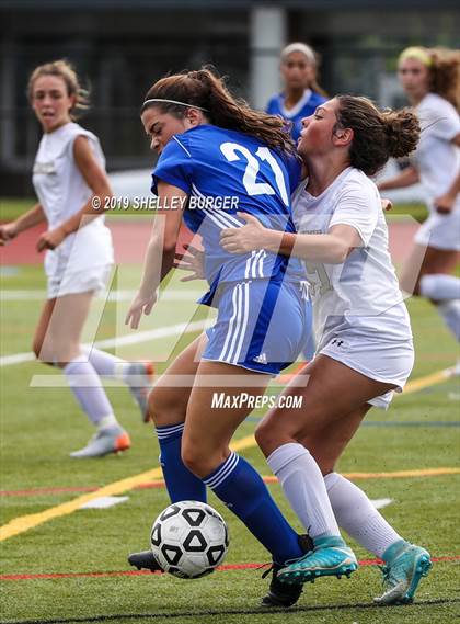 Thumbnail 3 in Trumbull @ Ludlowe photogallery.