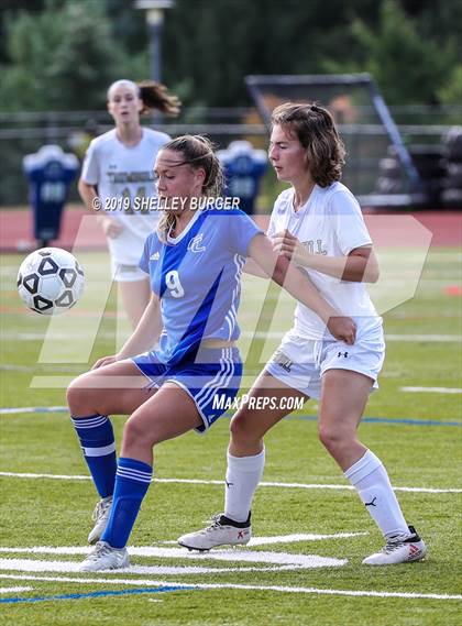 Thumbnail 1 in Trumbull @ Ludlowe photogallery.