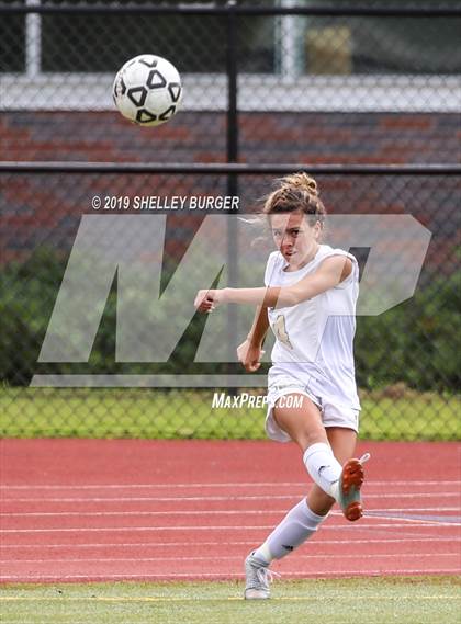 Thumbnail 1 in Trumbull @ Ludlowe photogallery.