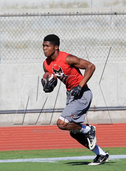 Thumbnail 2 in Trabuco Hills @ Mission Viejo (7 on 7) photogallery.
