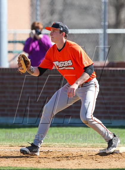 Thumbnail 1 in Texas vs Denton (North Texas Classic) photogallery.