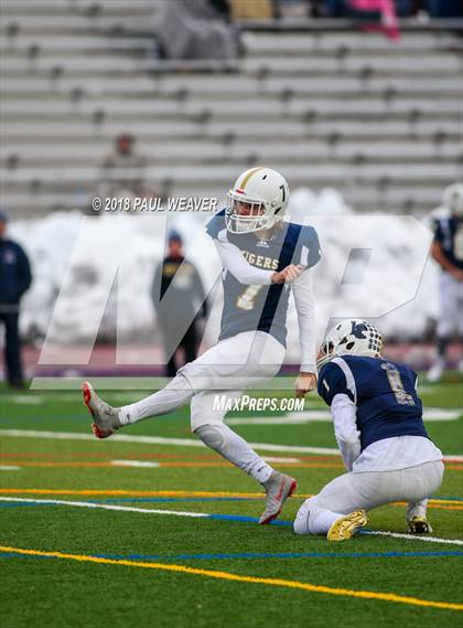 Thumbnail 1 in Hollidaysburg vs. Wallenpaupack Area (PIAA Class 5A First Round Playoff) photogallery.