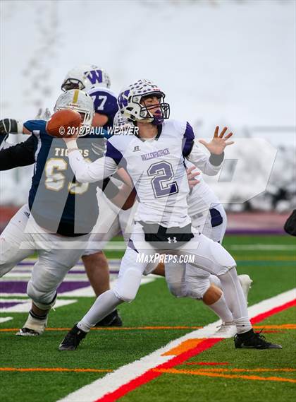 Thumbnail 1 in Hollidaysburg vs. Wallenpaupack Area (PIAA Class 5A First Round Playoff) photogallery.