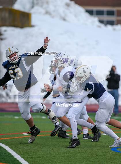 Thumbnail 1 in Hollidaysburg vs. Wallenpaupack Area (PIAA Class 5A First Round Playoff) photogallery.