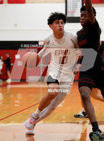 Thumbnail 3 in Eagle Pass vs Canyon (River City Classic) photogallery.