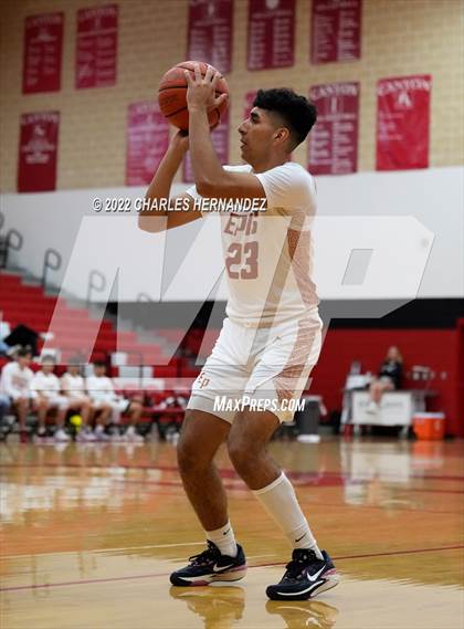 Thumbnail 2 in Eagle Pass vs Canyon (River City Classic) photogallery.