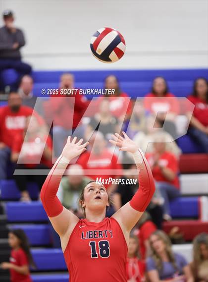 Thumbnail 1 in Glen Rose vs. Liberty (UIL 4A Volleyball Bi-District) photogallery.