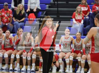 Thumbnail 1 in Glen Rose vs. Liberty (UIL 4A Volleyball Bi-District) photogallery.