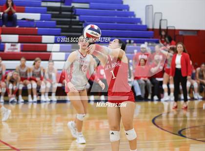 Thumbnail 1 in Glen Rose vs. Liberty (UIL 4A Volleyball Bi-District) photogallery.