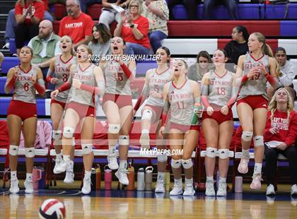Thumbnail 1 in Glen Rose vs. Liberty (UIL 4A Volleyball Bi-District) photogallery.