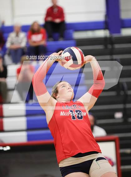 Thumbnail 1 in Glen Rose vs. Liberty (UIL 4A Volleyball Bi-District) photogallery.