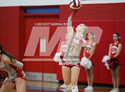 Thumbnail 2 in Glen Rose vs. Liberty (UIL 4A Volleyball Bi-District) photogallery.