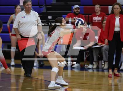 Thumbnail 2 in Glen Rose vs. Liberty (UIL 4A Volleyball Bi-District) photogallery.