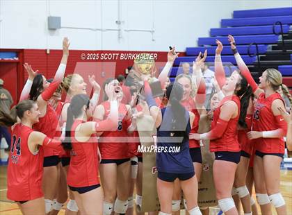 Thumbnail 3 in Glen Rose vs. Liberty (UIL 4A Volleyball Bi-District) photogallery.