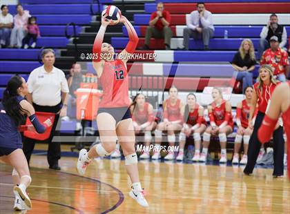 Thumbnail 2 in Glen Rose vs. Liberty (UIL 4A Volleyball Bi-District) photogallery.