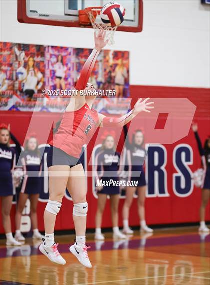 Thumbnail 1 in Glen Rose vs. Liberty (UIL 4A Volleyball Bi-District) photogallery.