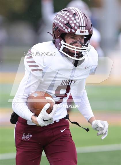 Thumbnail 3 in Tolono Unity vs Williamsville (IHSA 3A Round 1) photogallery.