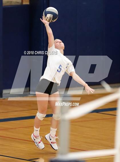 Thumbnail 2 in Irondequoit vs. Niagara-Wheatfield (NYSPHSAA Class A Regional) photogallery.