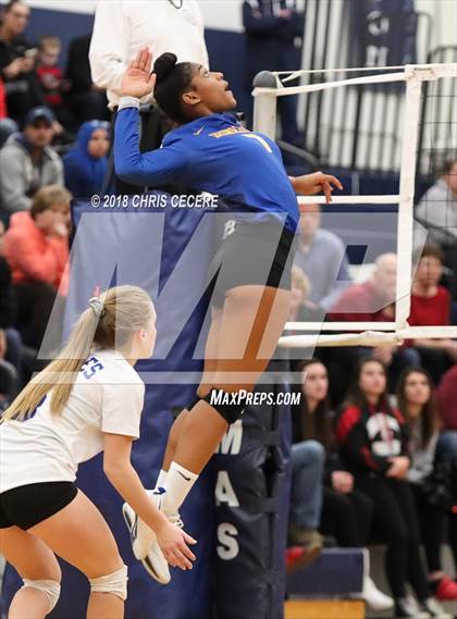 Thumbnail 1 in Irondequoit vs. Niagara-Wheatfield (NYSPHSAA Class A Regional) photogallery.