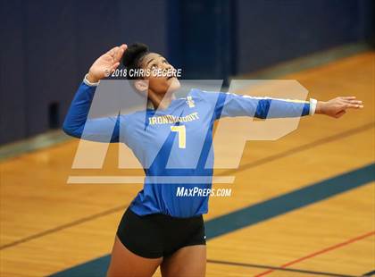 Thumbnail 2 in Irondequoit vs. Niagara-Wheatfield (NYSPHSAA Class A Regional) photogallery.
