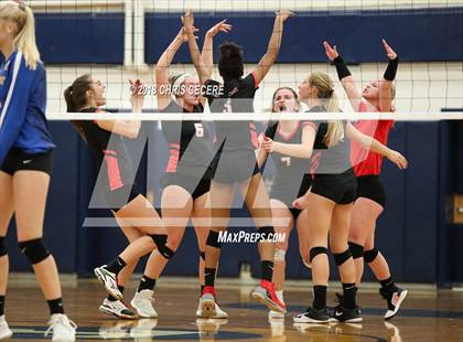 Thumbnail 2 in Irondequoit vs. Niagara-Wheatfield (NYSPHSAA Class A Regional) photogallery.