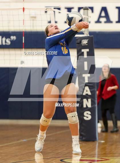 Thumbnail 3 in Irondequoit vs. Niagara-Wheatfield (NYSPHSAA Class A Regional) photogallery.