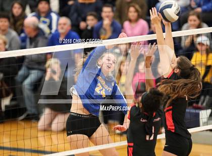 Thumbnail 1 in Irondequoit vs. Niagara-Wheatfield (NYSPHSAA Class A Regional) photogallery.