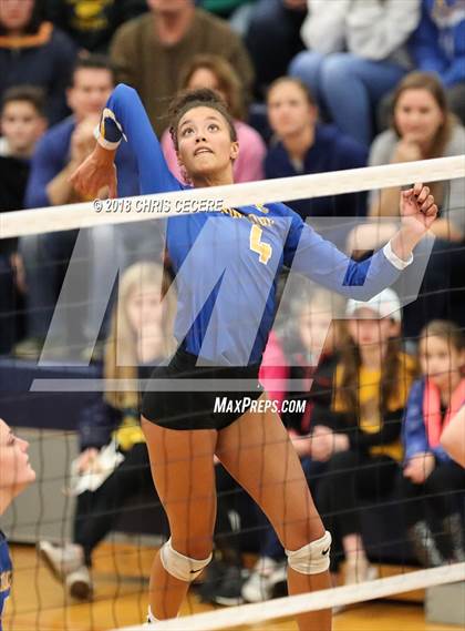 Thumbnail 2 in Irondequoit vs. Niagara-Wheatfield (NYSPHSAA Class A Regional) photogallery.